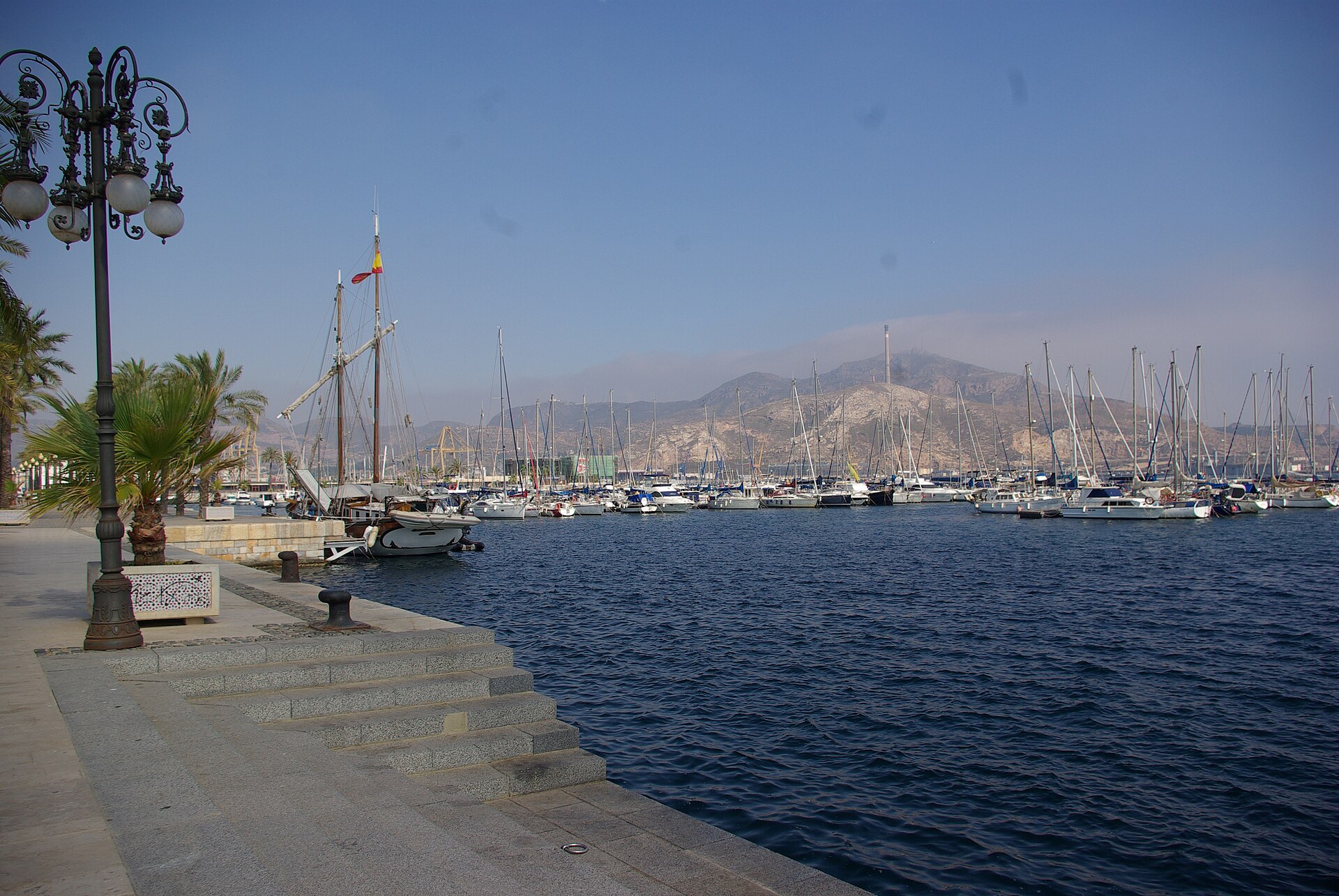 Paseo marítimo y marina de Cartagena
